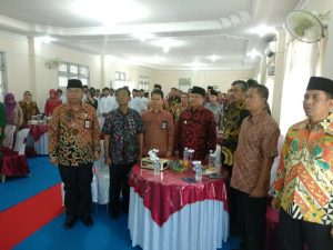 17 Warga Binaan Lapas Tanjung Raja Terima Kado Bahagia di HUT RI
