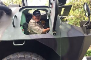 Alex Apresiasi Persenjataan Buatan PT Pindad