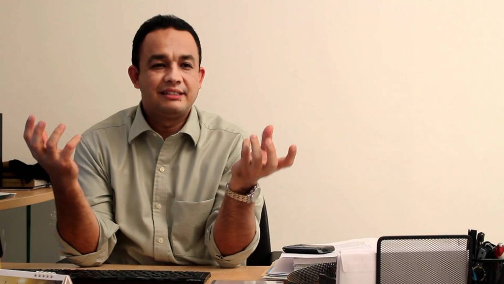 Anies Baswedan: Guru Yang Merokok Di Lingkungan Sekolah Akan Kena Sanksi