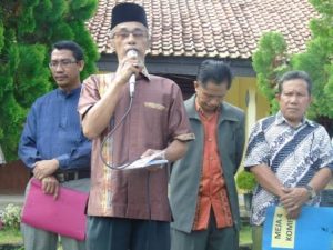 Ketua Komite Manpaba Ajak Orang tua Berinfak