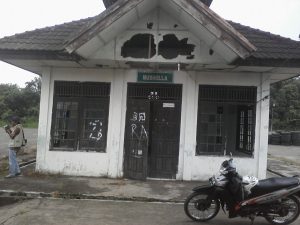 Tidak Terawat Terminal Dijadikan Tempat Ngisap Aibon