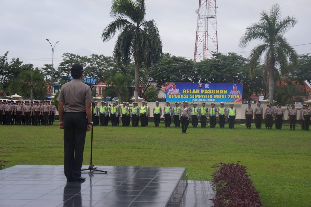 polresta palembang mutasi 8 kapolsek