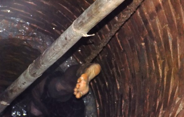 warga betung tewas dalam sumur