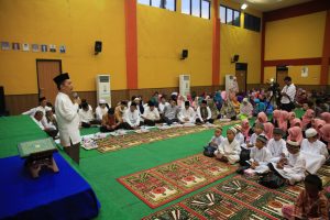 Ishak Mekki Buka Bersama Dengan PT. BA dan Masyarakat