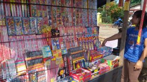 Pedagang Mercon Mulai Membanjir