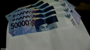 Sudah Tidak Terima Gaji 13, THR Pun Terancam Dikurangi