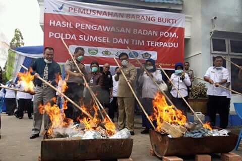 BBPOM Musnahkan 2100 Item dan 331.723 Obat Kadaluarsa