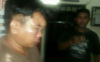 Ikat Korban Dengan Akar Kayu, A Lalu Tendangi Muka Korban