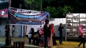 Mahasiswa UIN Raden Fatah,  LPM Ukhuwah Adakan Pameran Foto Di Pedestrian Sudirman