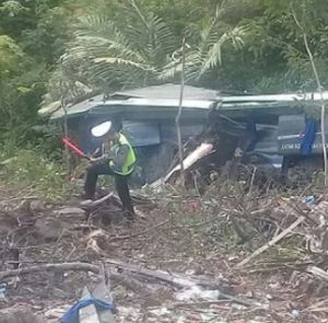 Bus Antar Lintas Sumatera Masuk Jurang, 3 Orang Tewas 25 Luka-Luka