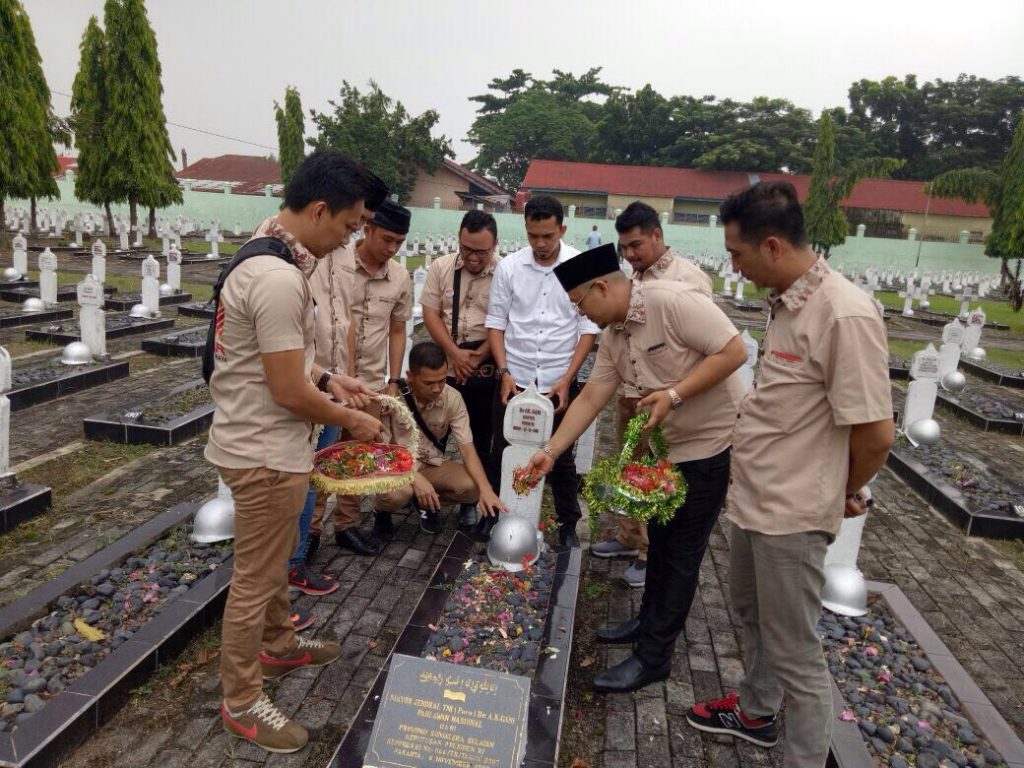 Ziarah Ke Makam Pahlawan, Langkah Konkrit Tidar Palembang Kenang Jasa Pahlawan