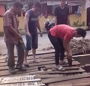 Warga Keluhkan Proses Pengerjaan Proyek dari Dinas PUPR OKU