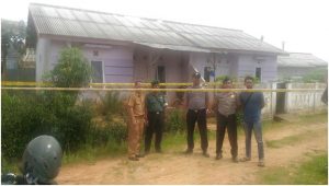 terduga teroris, Tempat Tinggal AH Pasang Police Line Atau Garis Polisi