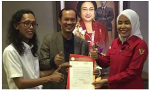 Dewan Pimpinan Cabang PDIP Memberikan Rekomendasi Kepada Pasangan Harnojoyo Dan Fitrianti