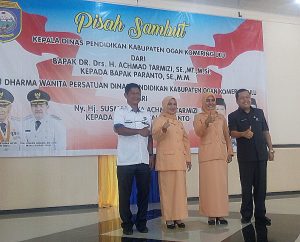 Pisah Sambut Dinas Pendidikan Dan Dharma Wanita Dinas pendidikan kab,Oku