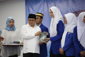 Perkuat Bekal Spiritual Mahasiswa Pelita Bangsa Cikarang Bekasi, Khatam Alquran