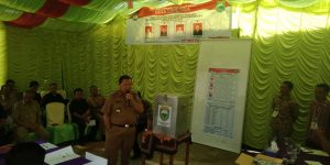 Camat Peninjauan Hadiri Pemilihan Kepala Desa Serentak Di Desa Esptiga Kec Peninjauan KAB OKU