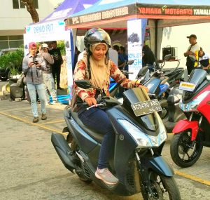 Sensasi Manuver Lincah Yamaha LEXI