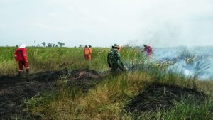 Bekerja Siang Malam Cegah Karhutbunla 