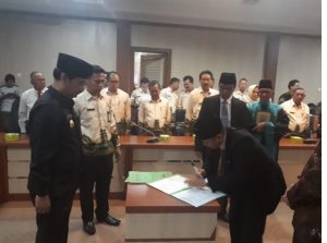 Bupati Lahat Lantik Pimpinan PDAM dan Hotel Bukit Serelo Lahat
