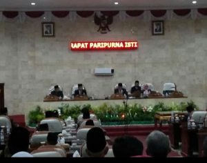 Bupati Lahat Hadiri Pelantikan Janji PAW DPRD Lahat Masa Jabatan 2014-2019