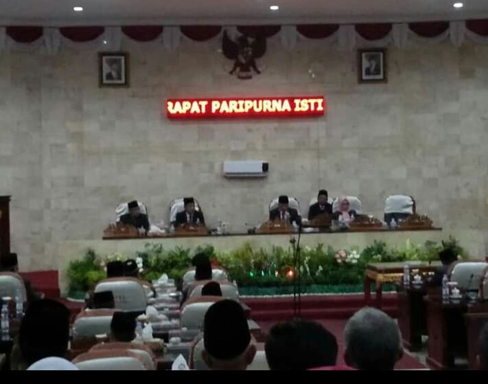 Bupati Lahat Hadiri Pelantikan Janji PAW DPRD Lahat Masa Jabatan 2014-2019