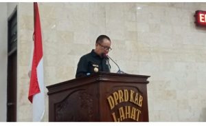 Sidang Paripurna DPRD Mendengarkan Jawaban Bupati Lahat