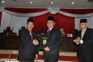 DPRD Sumsel Menyetujui  Raperda Pertanggungjawaban Pelaksanaan APBD TA 2018 Menjadi Perda