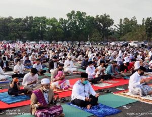 Di Tengah-tengah Pandemi Covid-19 Sekda Lahat sholat idul adha bersama Bupati dan Wabup Lahat