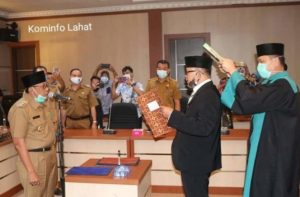 Wakil Bupati Lahat Lantik Direktur Perusda Bukit Serelo Lahat