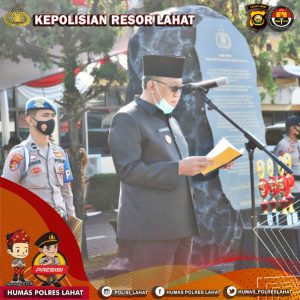 Wakil Bupati Lahat Pimpin Apel Pemberian Penghargaan PPKM Berbasis Mikro Dari Polres Lahat