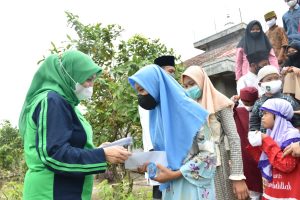 HUT Ke-21 Periska BA Berikan Santunan Kepada Masyarakat Kurang Mampu