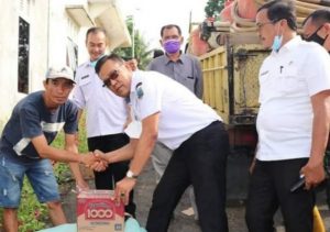 Sekda Lahat tinjau korban Bajir desa Sukarame Gumay Talang
