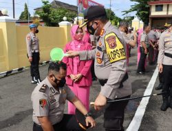Kapolres Lahat Pimpin Apel Korps Raport Kenaikan Pangkat Anggota Polres Lahat