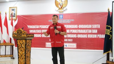 Plt. Dirjen Peraturan Perundang Undangan Sosialisasikan RKUHP di Palembang