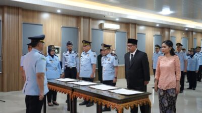 Lantik Pejabat Struktural, Fungsional, dan Notaris, Ini Pesan Kakanwil Ilham Djaya