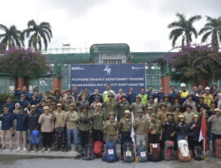 Tim Bukit Asam Summit Trekking Mulai Ekspedisi ke 6 Gunung