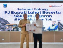 Pj Bupati Lahat Serahkan Dokumen Rencana Revitalisasi Bangunan dan Tempat wisata kepada PTBA