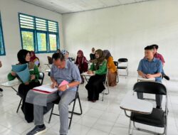 Mantan Bupati Lahat H.CU mengikuti kuliah Umum pertanian di Universitas Serelo Lahat (Unsela).
