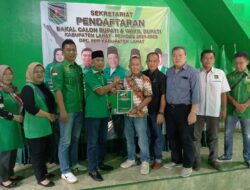 Tim Pemenangan Lidyawati Ambil Formulir Cabup Dikantor DPC Partai PPP Lahat