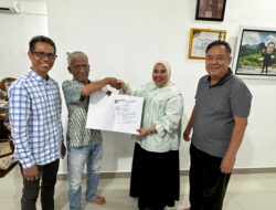 PBB Berikan Berkas B1-KWK Usung Pasangan Berlian Maju Pilkada Lahat