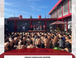 Kalapas Kelas llA Lahat Imam Purwanto Beri Pengarahan Warga Binaan Lapas