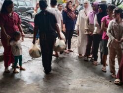 Sebanyak 6000 Paket Sembako Dibagikan PT Ayik Batu Gung (ABG)