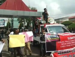 Geruduk Kantor Gubernur Sumsel, Garda Prabowo Tuntut Kembalikan Legitimasi Permendagri 50/2014