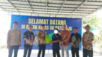 Rutan Baturaja Salurkan Bantuan Sosial kepada Keluarga dan Warga Binaan