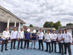 Rutan Baturaja Peduli, Bagikan Galon Air Minum Baru untuk Warga Binaan