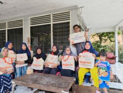 Rumah Zakat Salurkan Bingkisan Pasca Ramadhan untuk Pejuang Sosial di Palembang