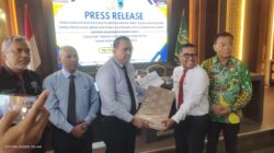 Kadis PUPR Lahat Jeffran Azsyapputra Hadir Sacara Langsung Press Release Pemulihan Keuangan Daerah di Kejaksaan Negeri Lahat